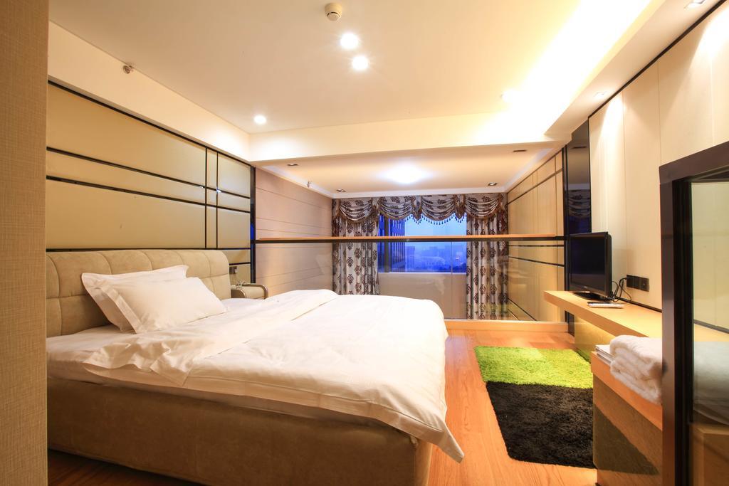 Lunkai International Hotel Canton Chambre photo